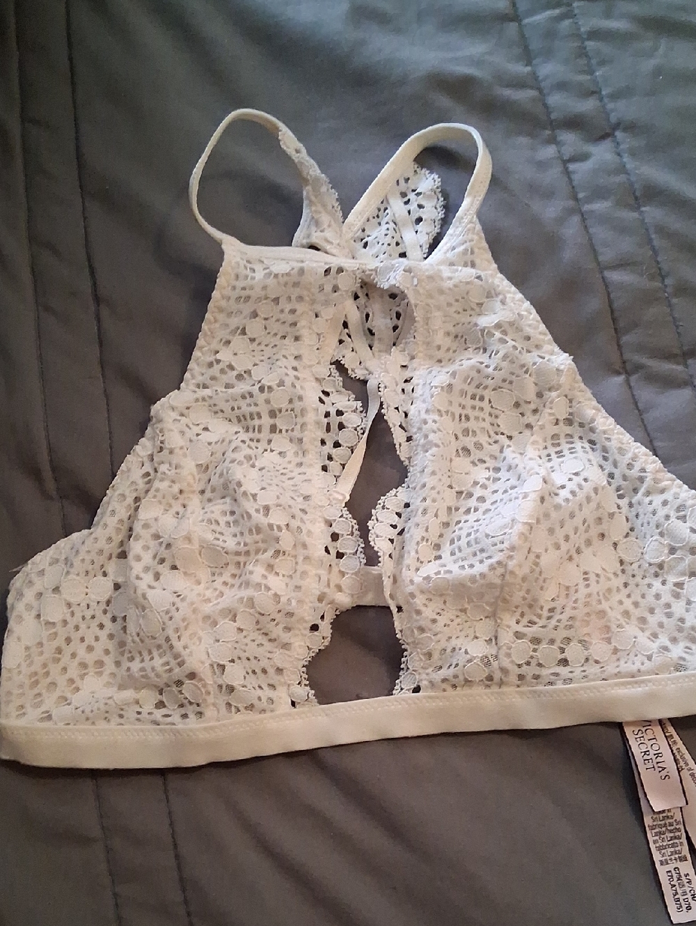 Victoria's Secret Cream Lace Crochet High-Neck Bralette SMALL.  NWT